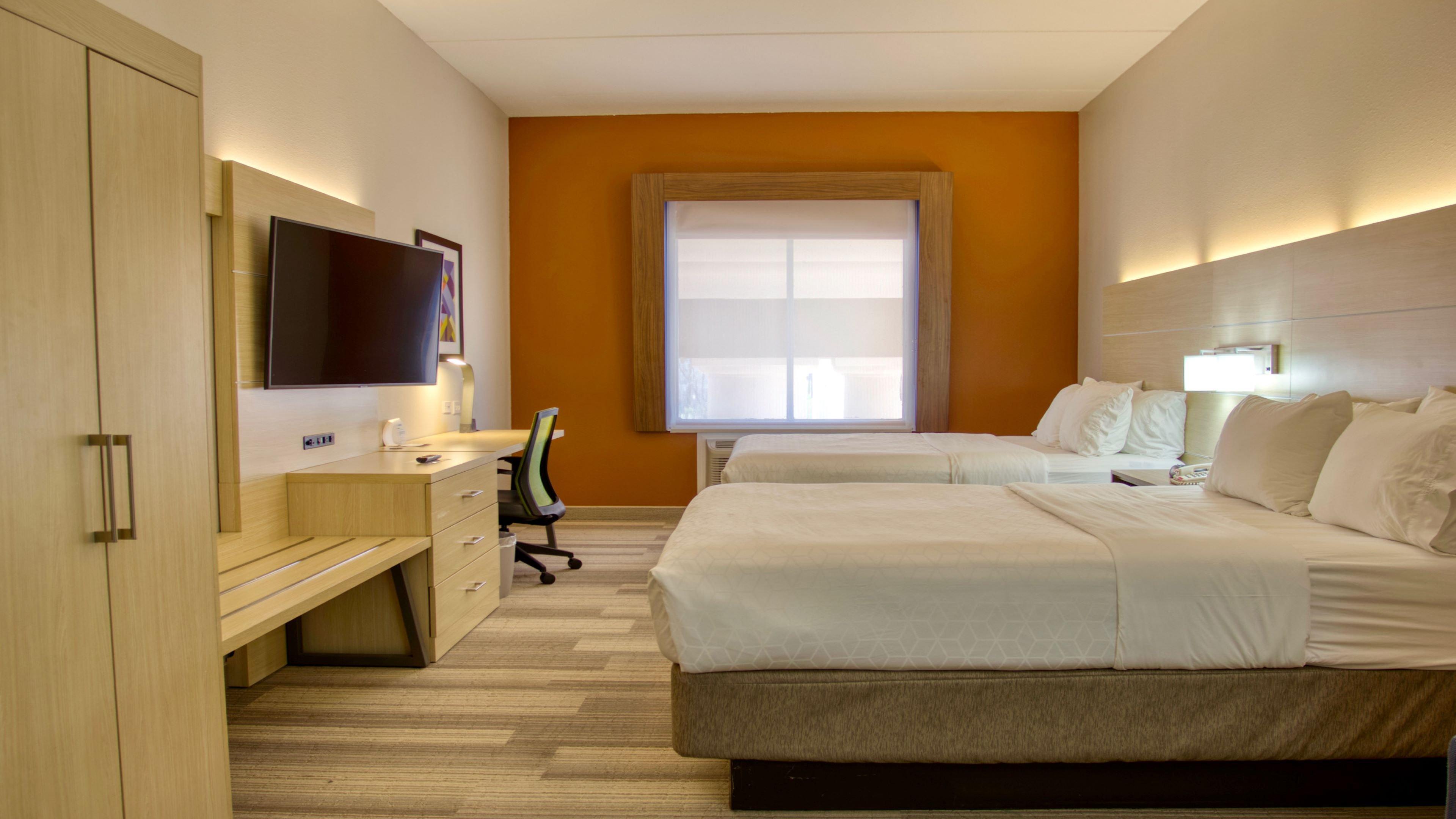 Holiday Inn Express Hotel & Suites Byram By Ihg Exterior photo